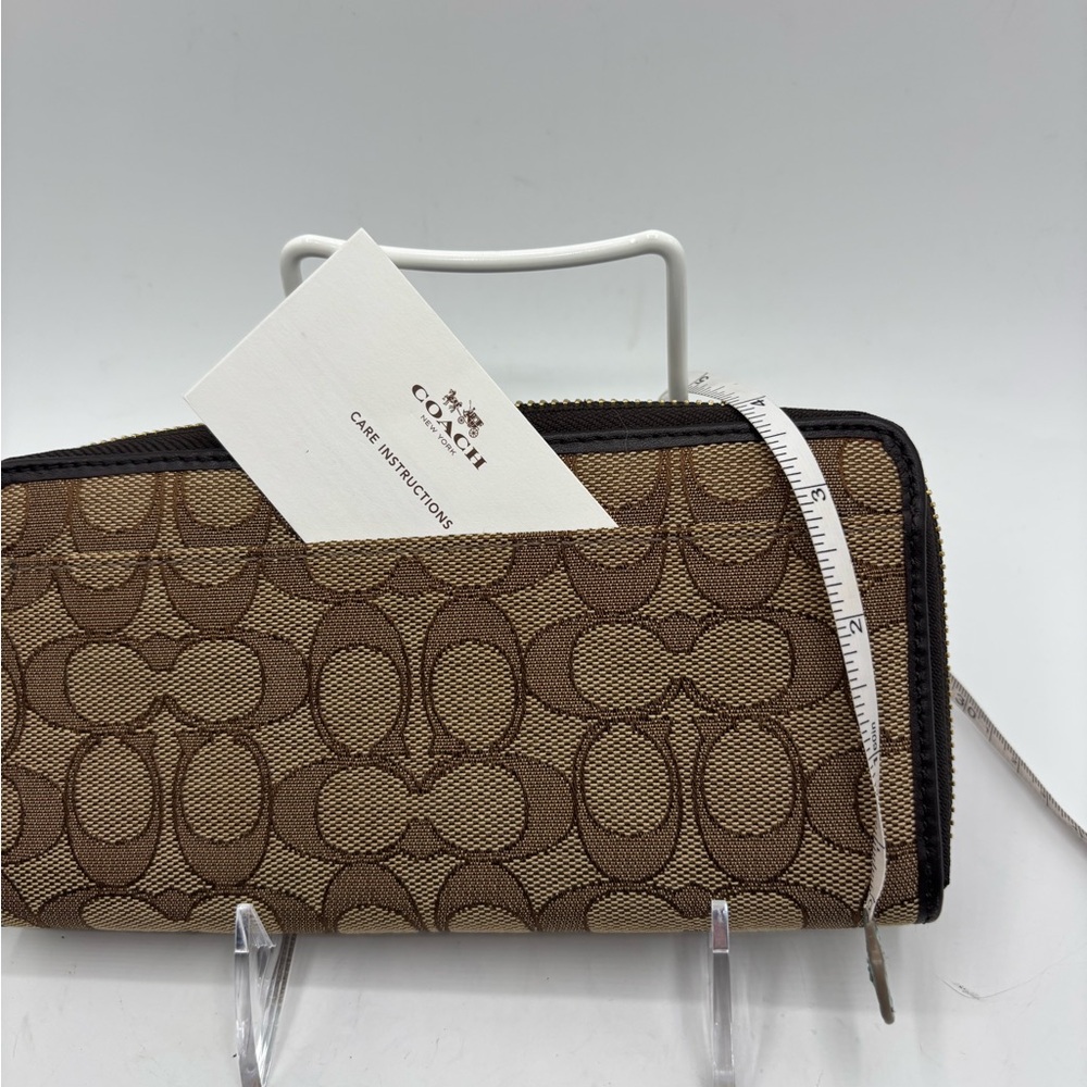 Coach Brown and Tan Signature Zip Wallet - Picture 7 of 13